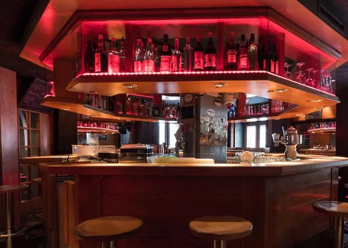 酒店 Davoserhof By Mountain 3*